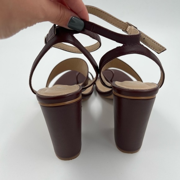 Nasty Gal Burgundy Block Heel Sandals - Picture 6 of 9